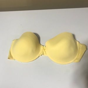 Yellow strapless bra but has attachable straps